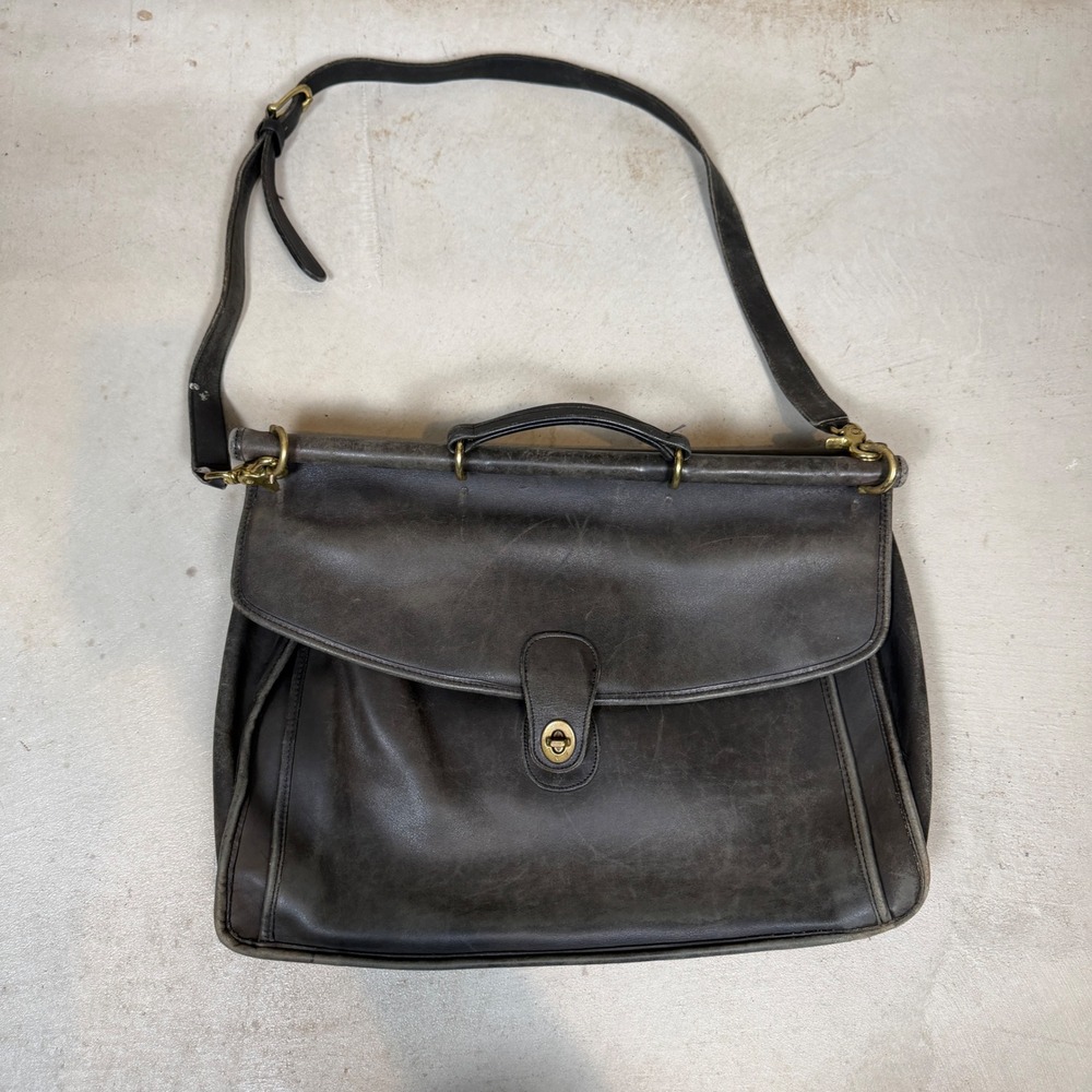 Vintage Coach Beekman Briefcase Patina Black Leather Messenger Bag 0617-213 USA